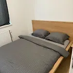 Fraichement Renove De 1 Et Sofa Bed En Plein Coeur De *