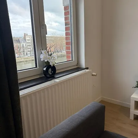 Fraichement Renove De 1 Et Sofa Bed En Plein Coeur De *