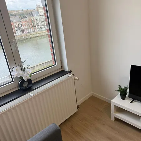 Fraichement Renove De 1 Et Sofa Bed En Plein Coeur De דירה *