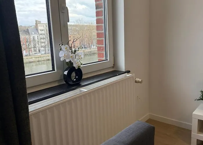 Fraichement Renove De 1 Et Sofa Bed En Plein Coeur De *